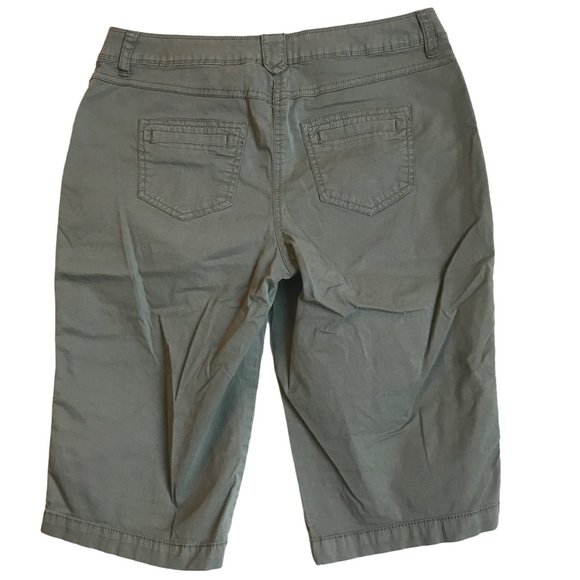 Chicos Khaki Bermuda Shorts Womens Denim Size 00 XS - Picture 2 of 5